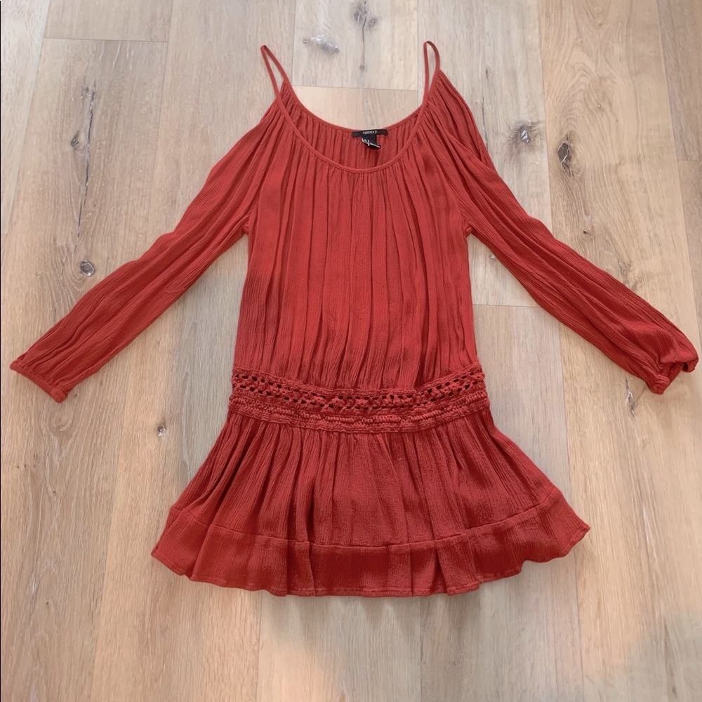 Cold shoulder top